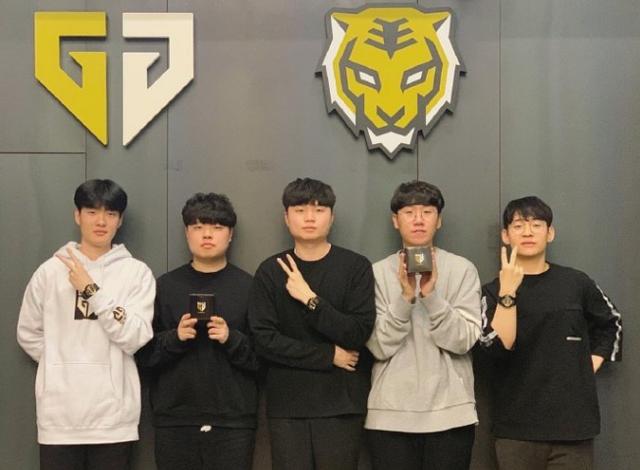 这并非一句 这并非一句